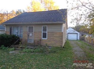 1103 Collins Ave, Mount Morris, MI 48458