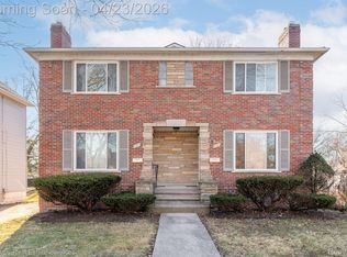 513 Saint Clair St, Grosse Pointe, MI 48230