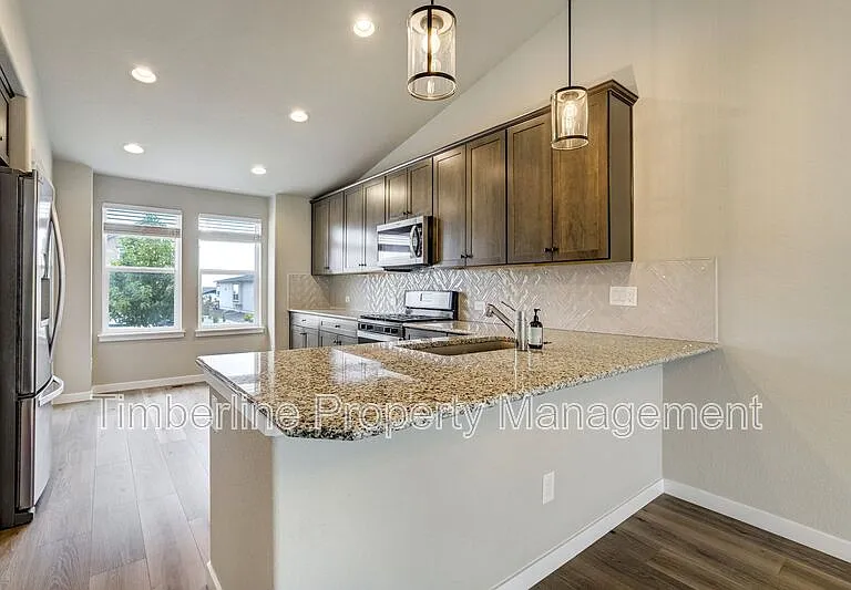 6348 Deco Dr — Photo 26