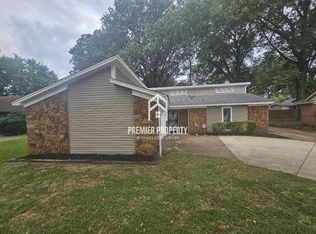 3963 Lacewood Dr, Memphis, TN 38115