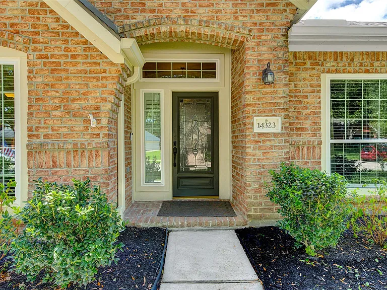 14323 Rosehill Estates Ln — Photo 7