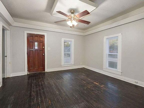 4th image of 906 E Garfield Street