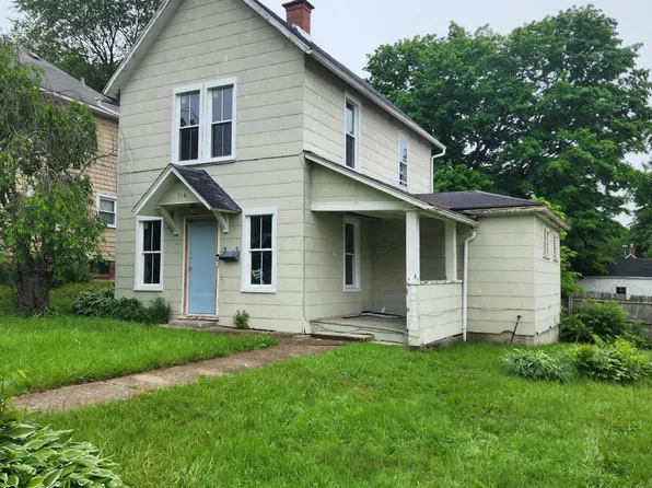 716 N Main St, Mount Vernon, OH 43050