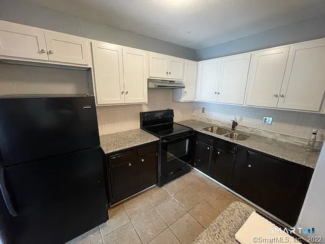 1 bed, 1.0 bath, 793 sqft, $1,400 — Photo 2