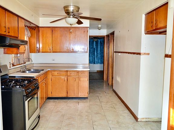 4th image of 9238 S Normal Ave