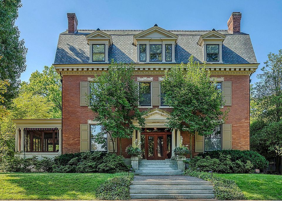 2nd image of 44 Portland Pl