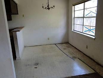 2nd image of 1426 Oakengates Dr