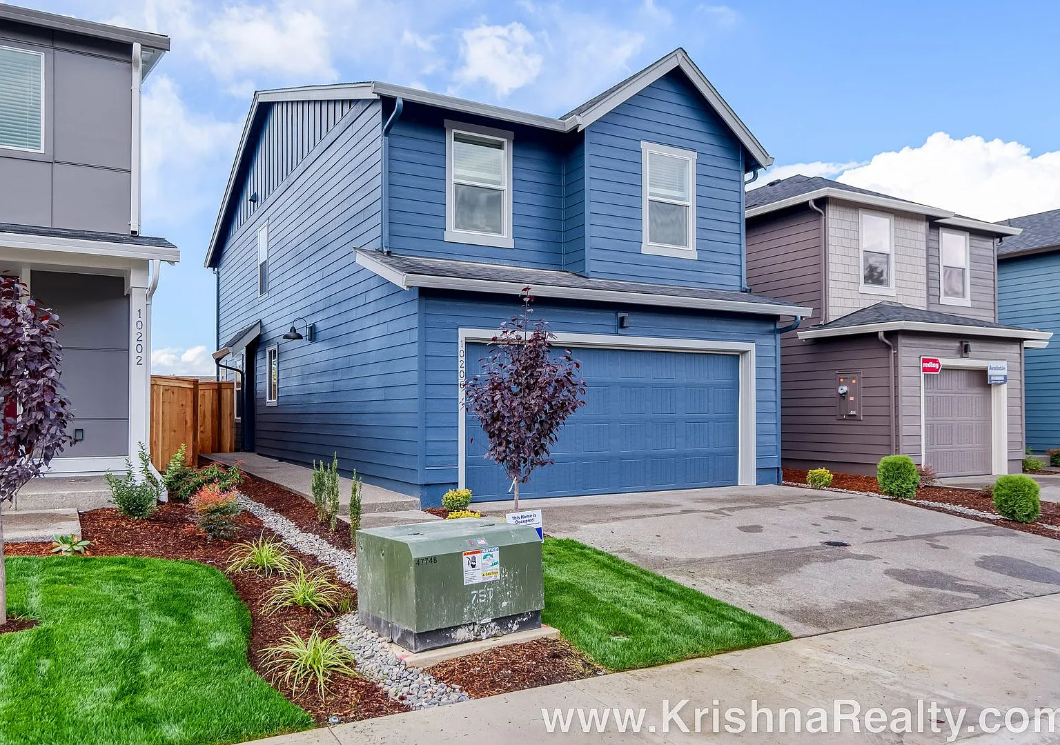 Spacious 2-Year-Old New Construction 4-Bedroom Home With Loft, 2-Car Garage & Private Yard — Photo 2