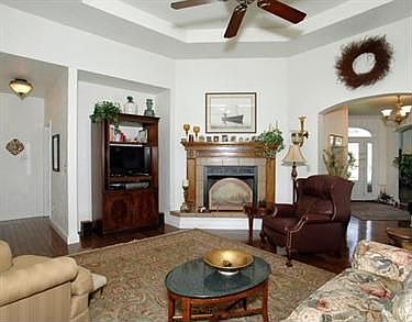 2nd image of 9160 Lucia Ln
