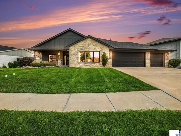 2364 S 218th Ave, Elkhorn, NE 68022