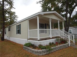 14 Petrie Ln, Queensbury, NY 12804
