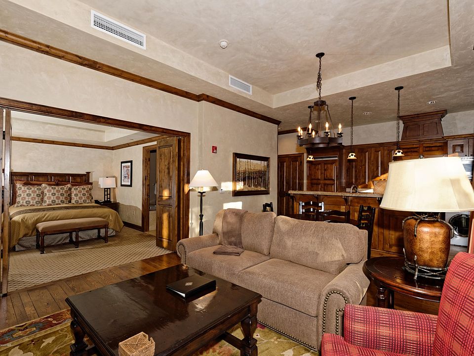 Grand Hyatt Aspen 07B HighRes 02