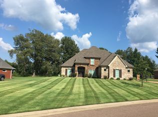 358 Fairway Dr, Covington, TN 38019