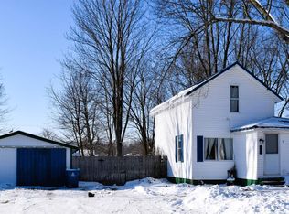 308 E Adams St, Coleman, MI 48618