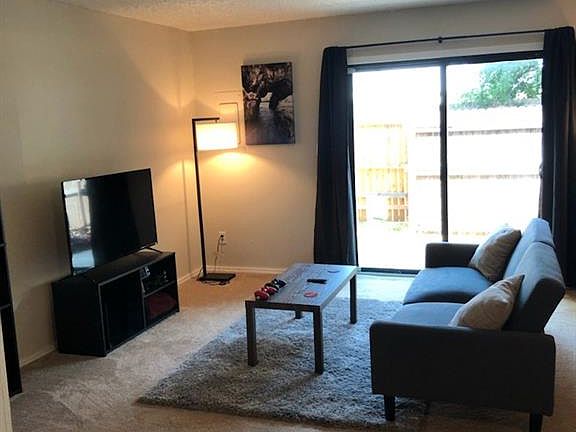 5th image of 205 W Acres St #209