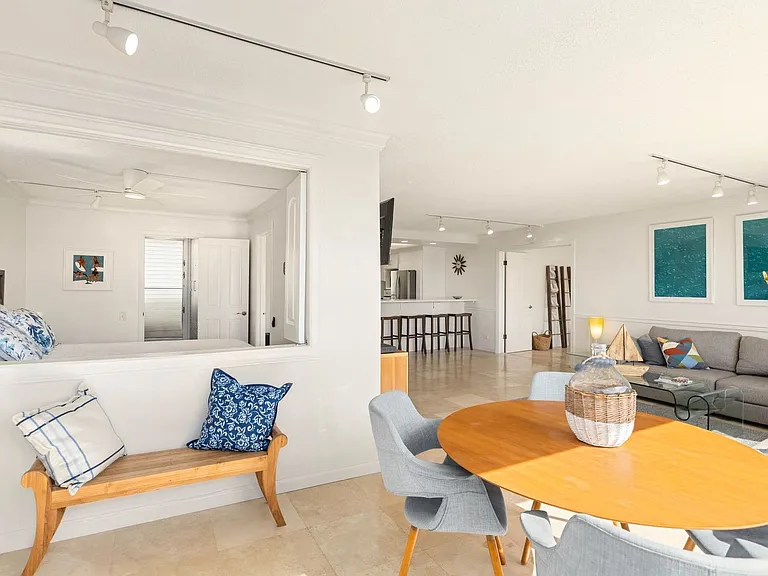 2895 Kalakaua Ave #708 — Photo 4
