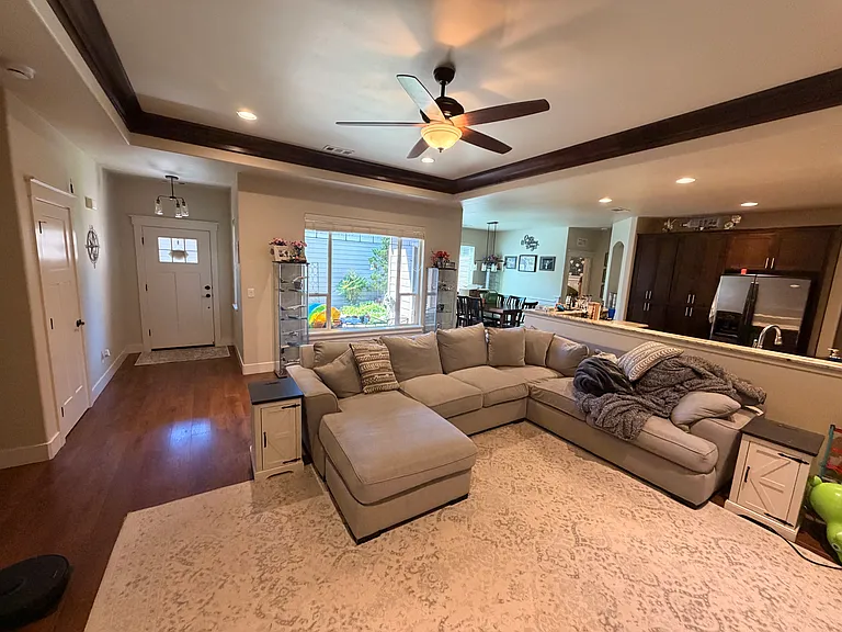 1192 Boulder Ridge St — Photo 4