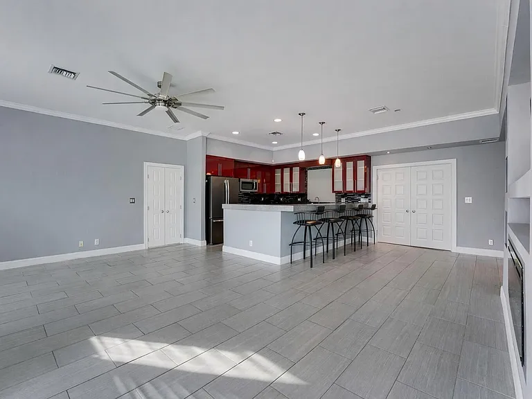 1827 Len Dr — Photo 8