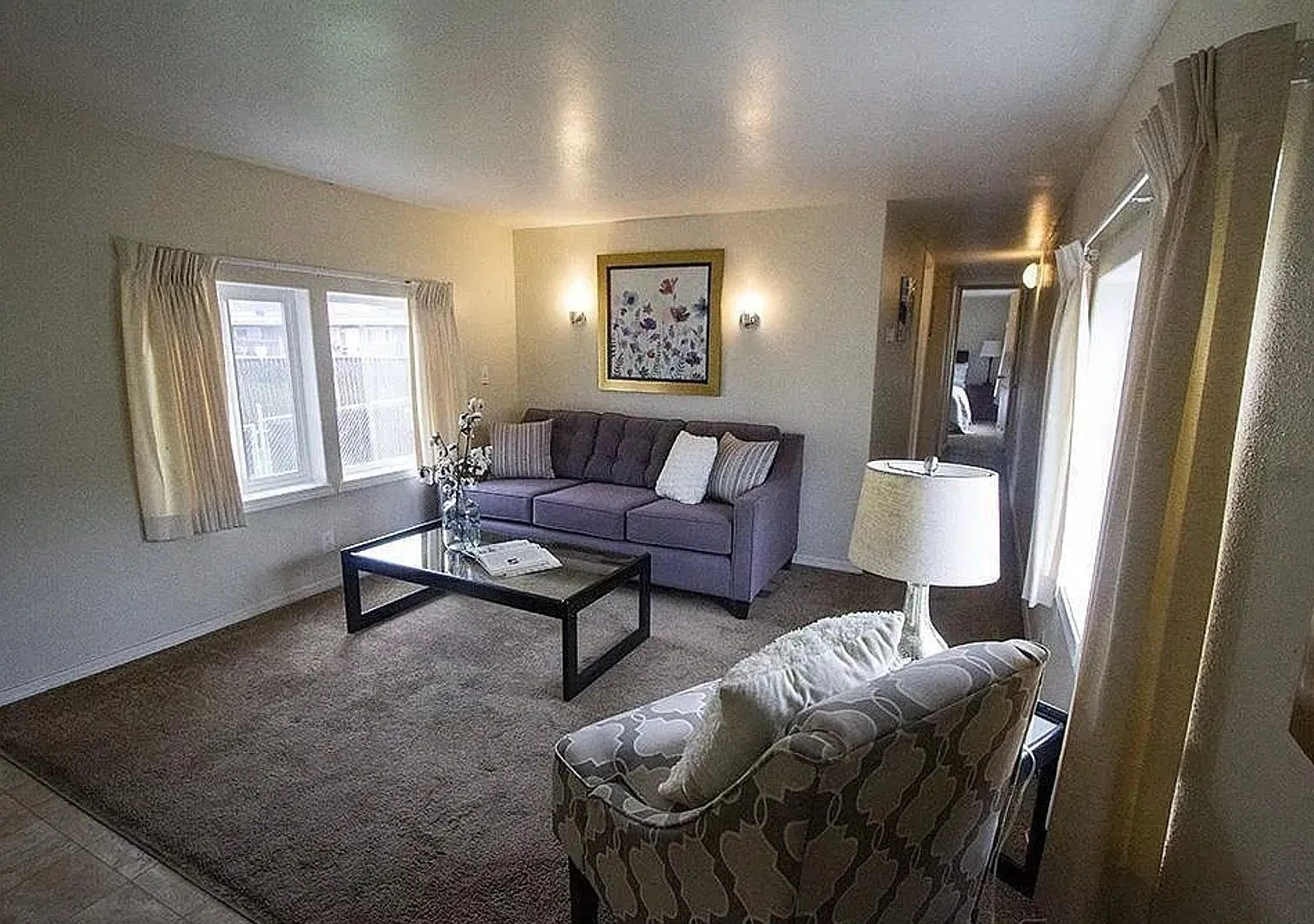 Comfortable 2 Bedroom Manufactured Home in Southtown — Photo 4