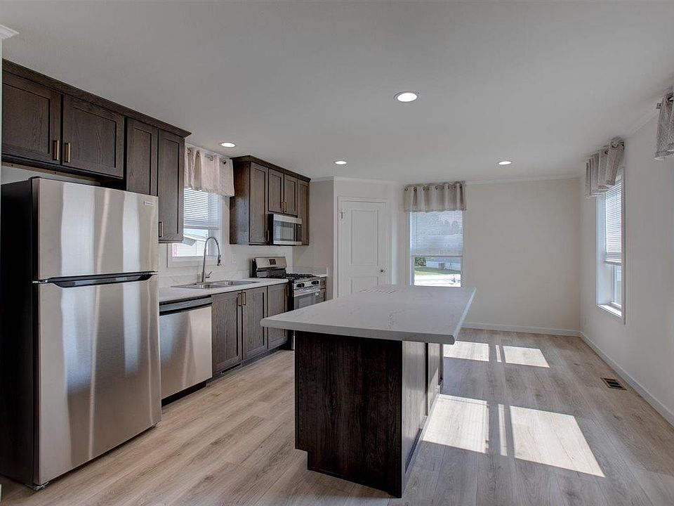 1st image of 3003 Wilson St #36