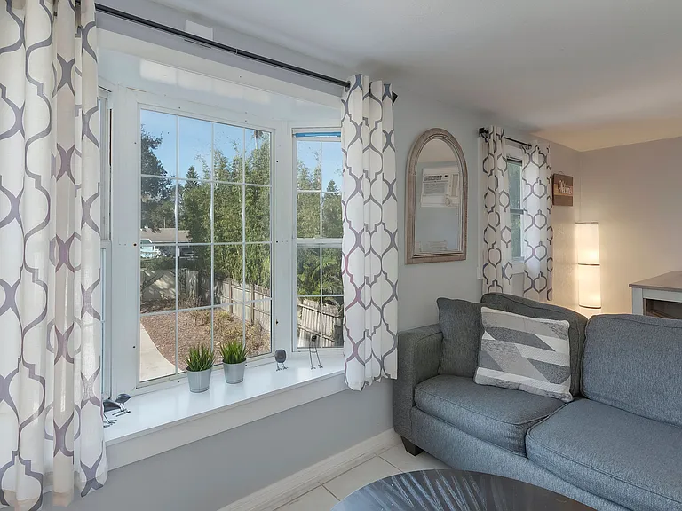Bay Window