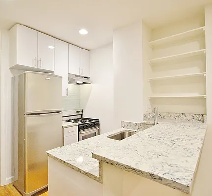 Rented by Dalan Rentals | media 8