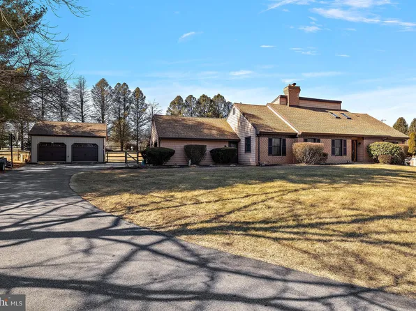 12 Eleanor Dr, Lincoln University, PA 19352