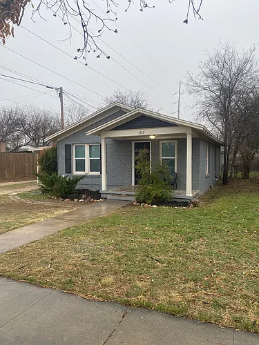 1617 W Avenue M Photo 1