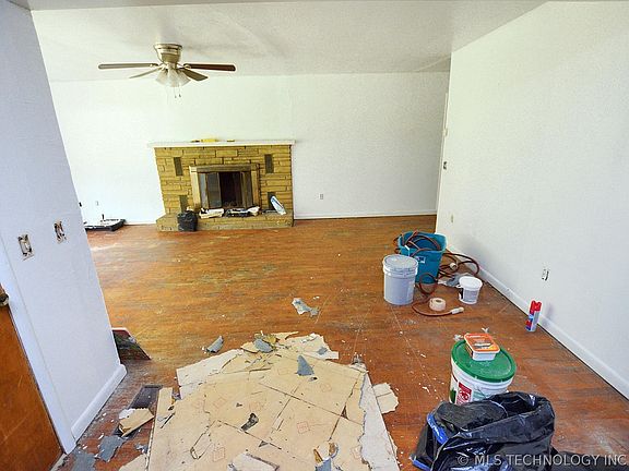 4th image of 23126 Highway 82