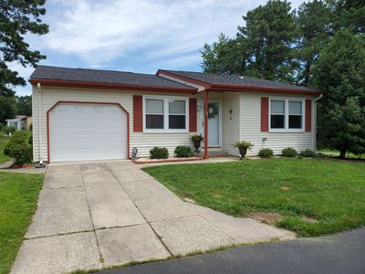 22 Hummingbird La, Whiting, NJ, 08759
