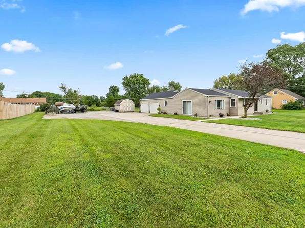 7717 Hosler Rd, Leo, IN 46765