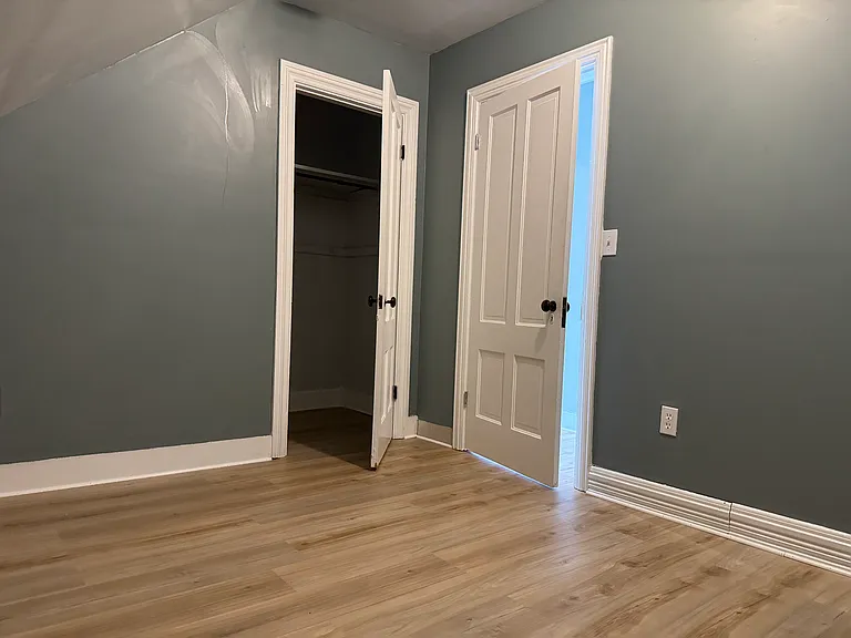 120 Summit St #3 — Photo 8