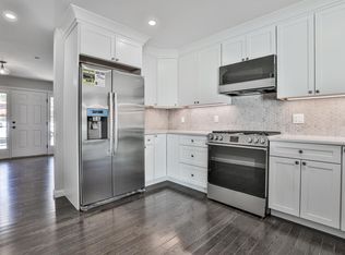 51 Forestedge Way, Manchester, NH 03102