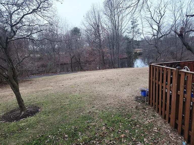 14318 Beaker Ct — Photo 30