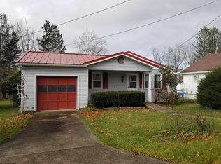 419 Broadway Ave, Bridgeport, WV 26330