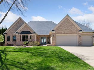 2329 Boulder Rd, Chanhassen, MN 55317