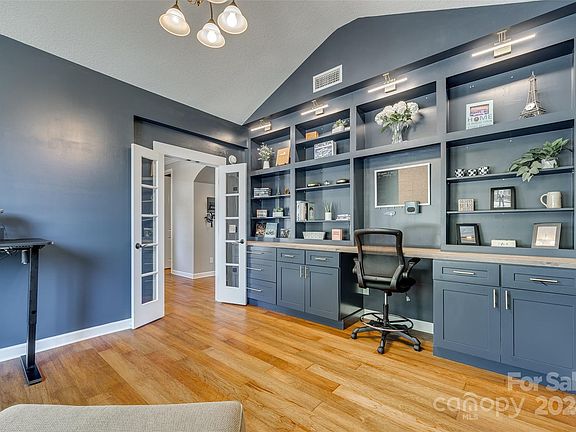 5th image of 1173 McKee Farm Ln