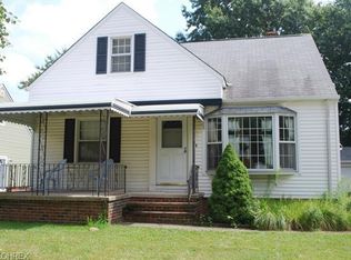 4835 Summer Ln, Brooklyn, OH