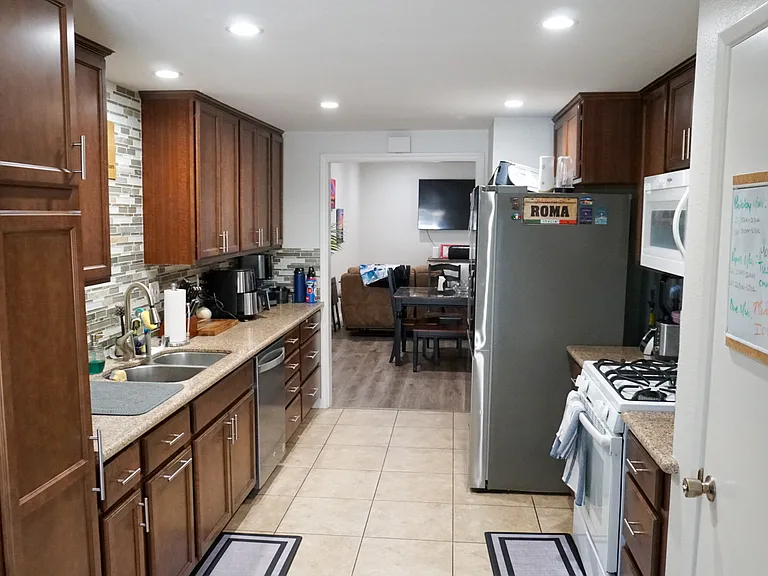 2867 Glen Canyon Cir #2 — Photo 9