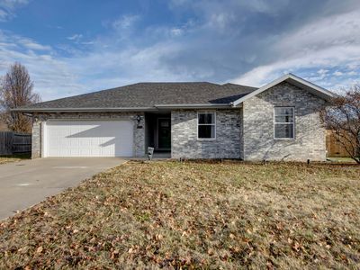 1011 E Lily Drive, Ozark, MO, 65721