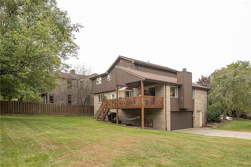 2nd image of 101 Meadow Heights Dr