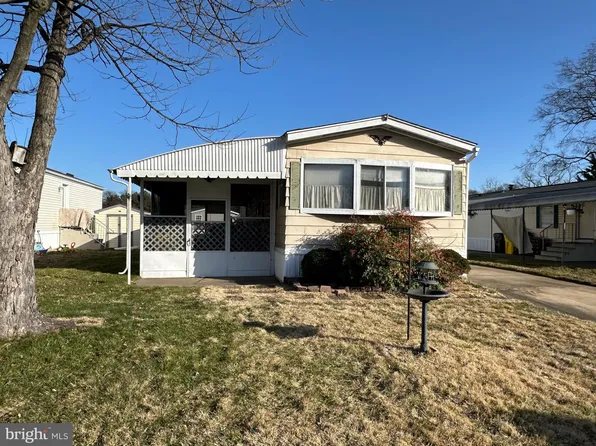 3537 Dahlia Ln, Middle River, MD 21220