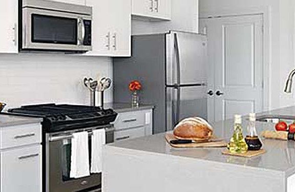 4th image of 21 Willett Ave APT 404