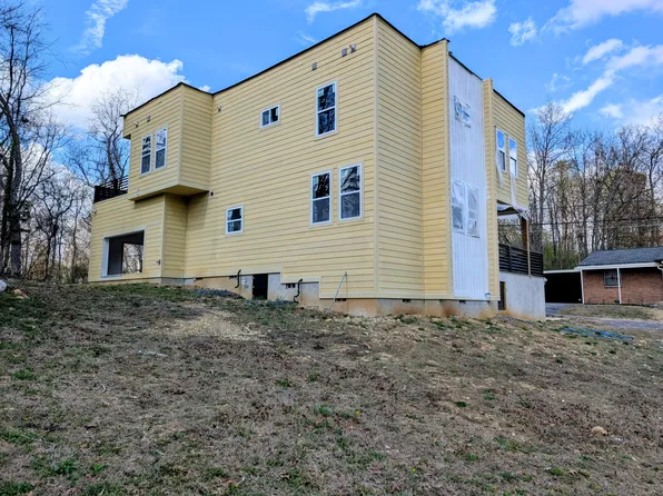 707 Sylvan Dr, Chattanooga, TN 37411