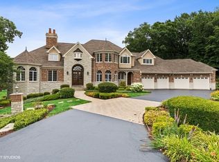 7030 Fairway Dr, Crystal Lake, IL