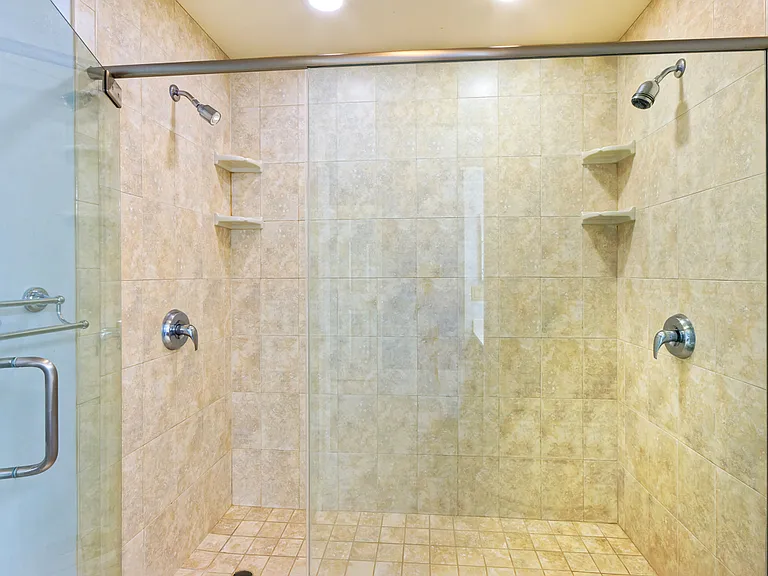360 W Washington Ave #1001 — Photo 31