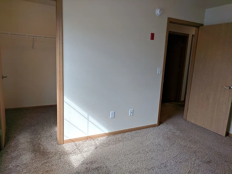 West Lake III Apartments — Photo 179