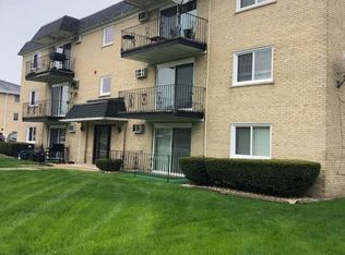 7819 Rutherford Ave #2NW, Burbank, IL 60459
