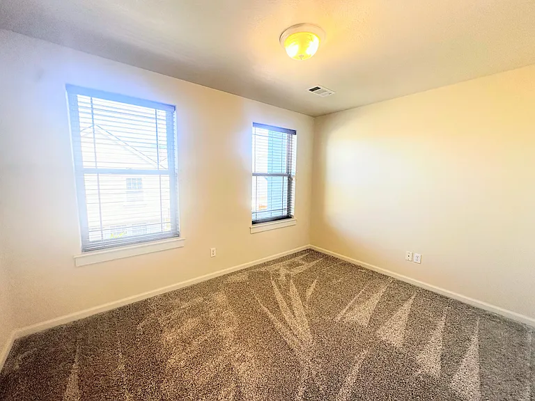 2221 Dollarhide Way — Photo 25