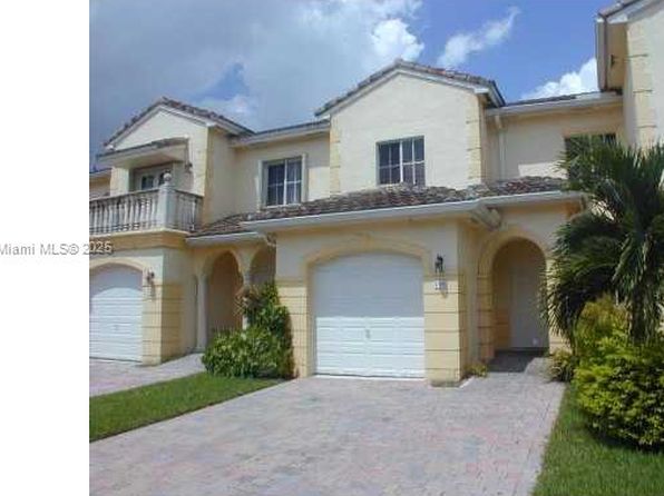 8311 SW 124th Ave APT 106